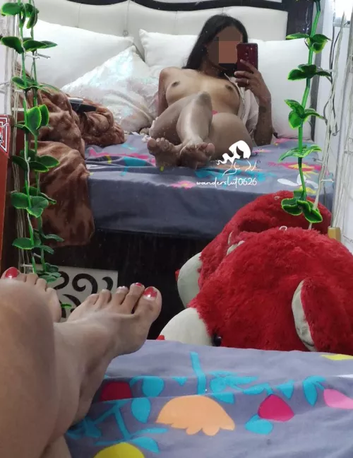 I[f] only she knew she'd become such a seductress in future; Archive from March 2020