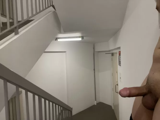 If only someone walked in and sucked it