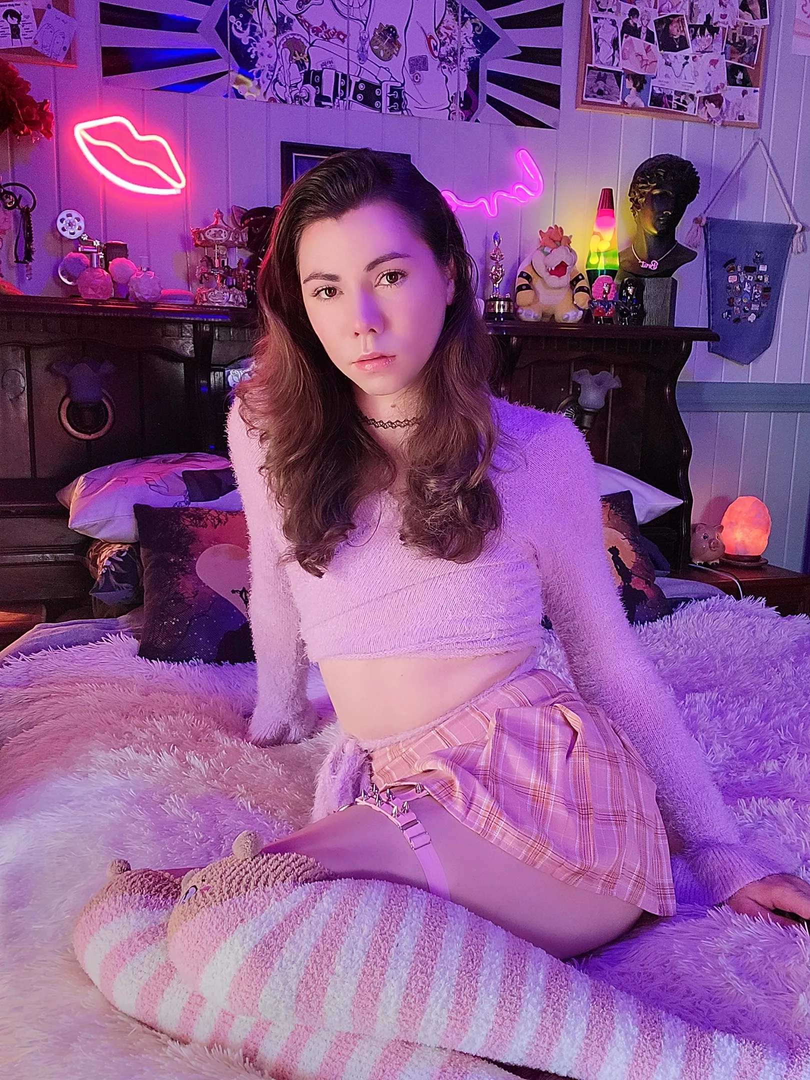 If something has a fluffy texture I am happy 🥰 also check out cute skirt 😗