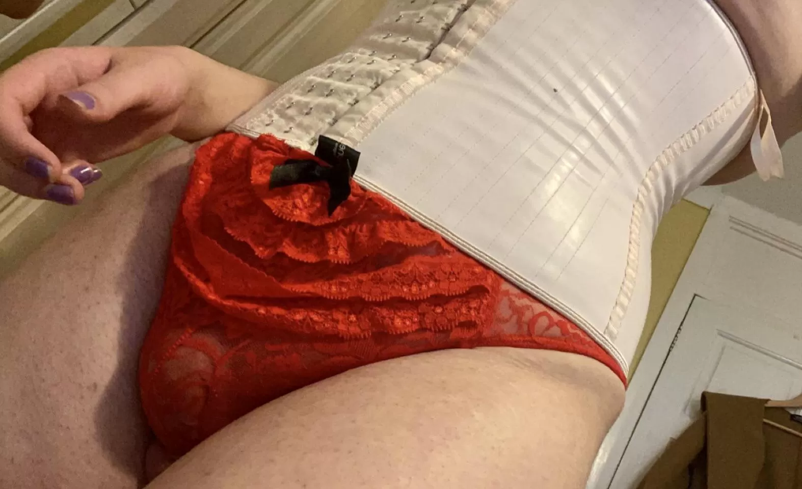 if this does well i’ll go lay down on the bed for you😚