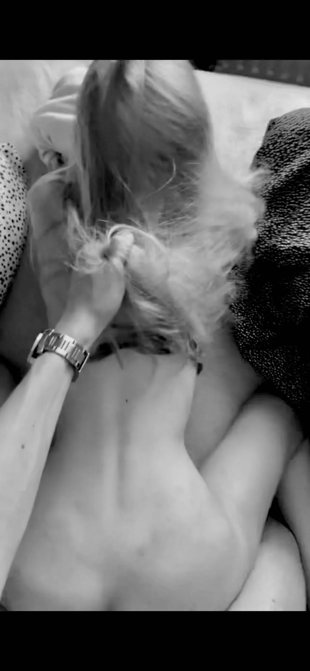 If this even gets 3 likes I’ll upload the sex tape 🔞🥺