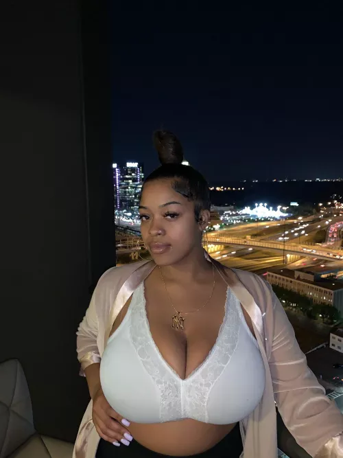 if this geys a esay 10upvote ill post her nude picture on my page  if this geys a esay 10upvote ill post her nude picture on my page 
