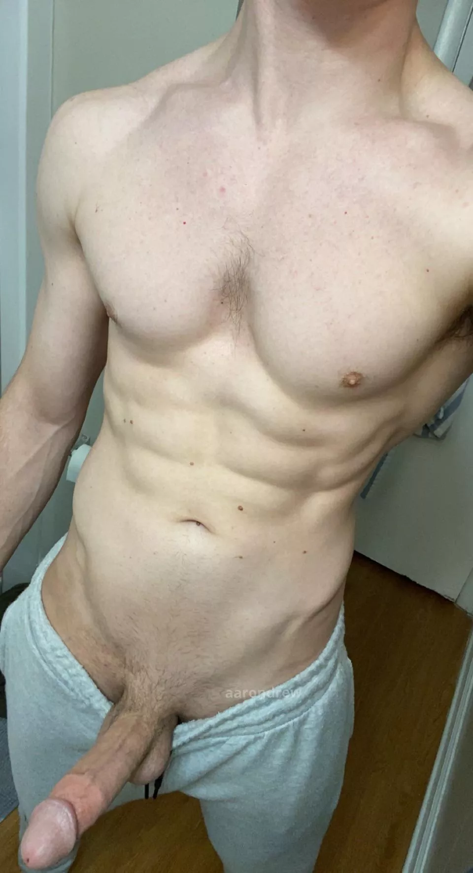 If we were roommates, would you mind if I βaccidentallyβ left my door open while I was changing π If we were roommates, would you mind if I βaccidentallyβ left my door open while I was changing π