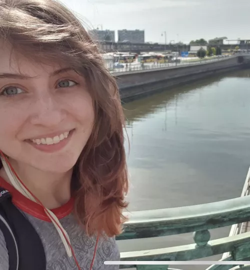 If you like nerdy cute ;) can dm or kik under linksiii