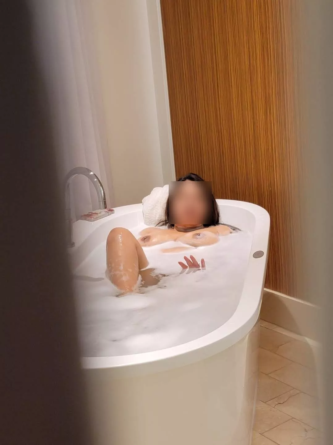 If you walked in on her and she asked you to come in, wwyd to her?