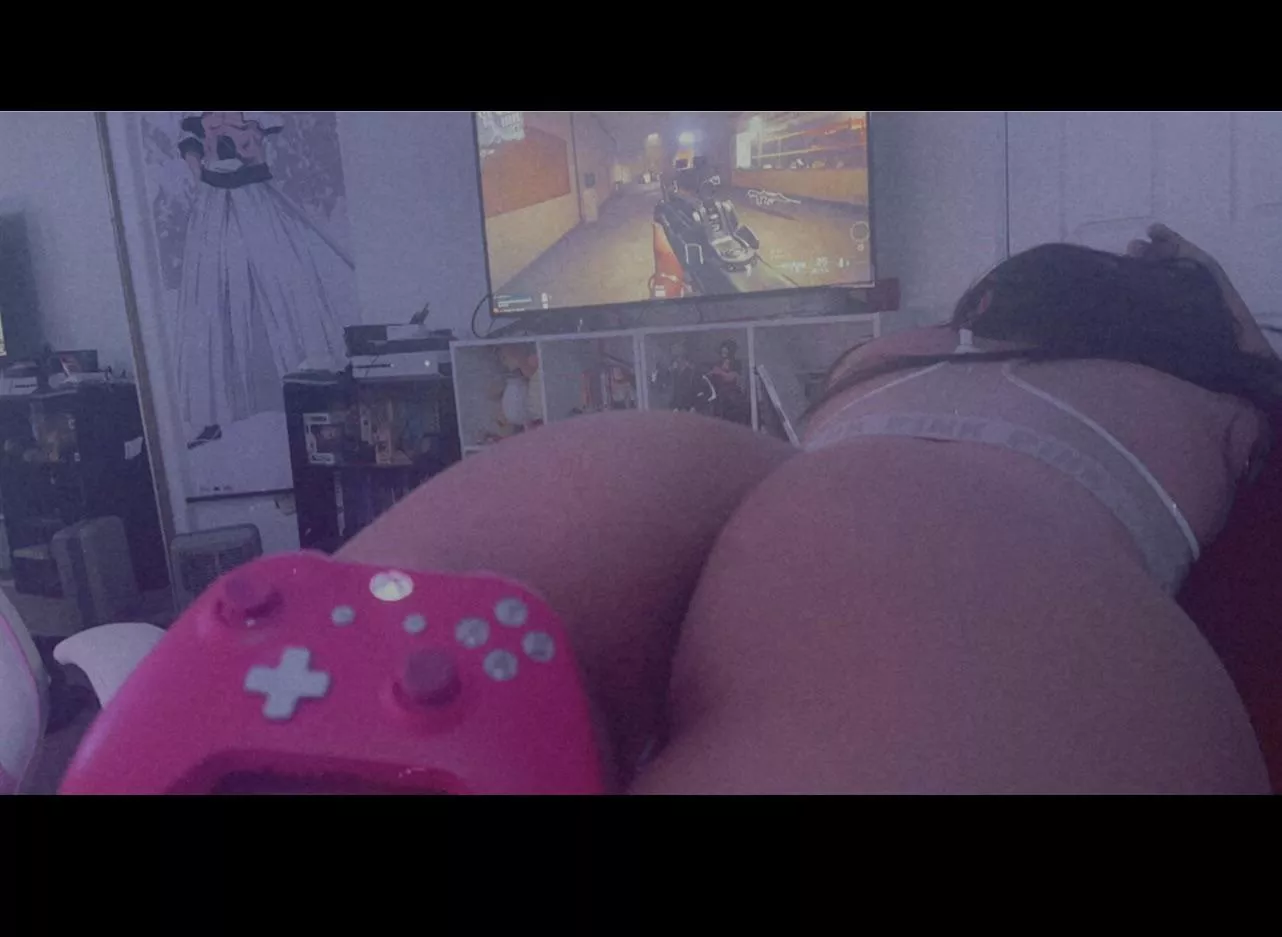 If you win, I’ll reward you 😏❤️