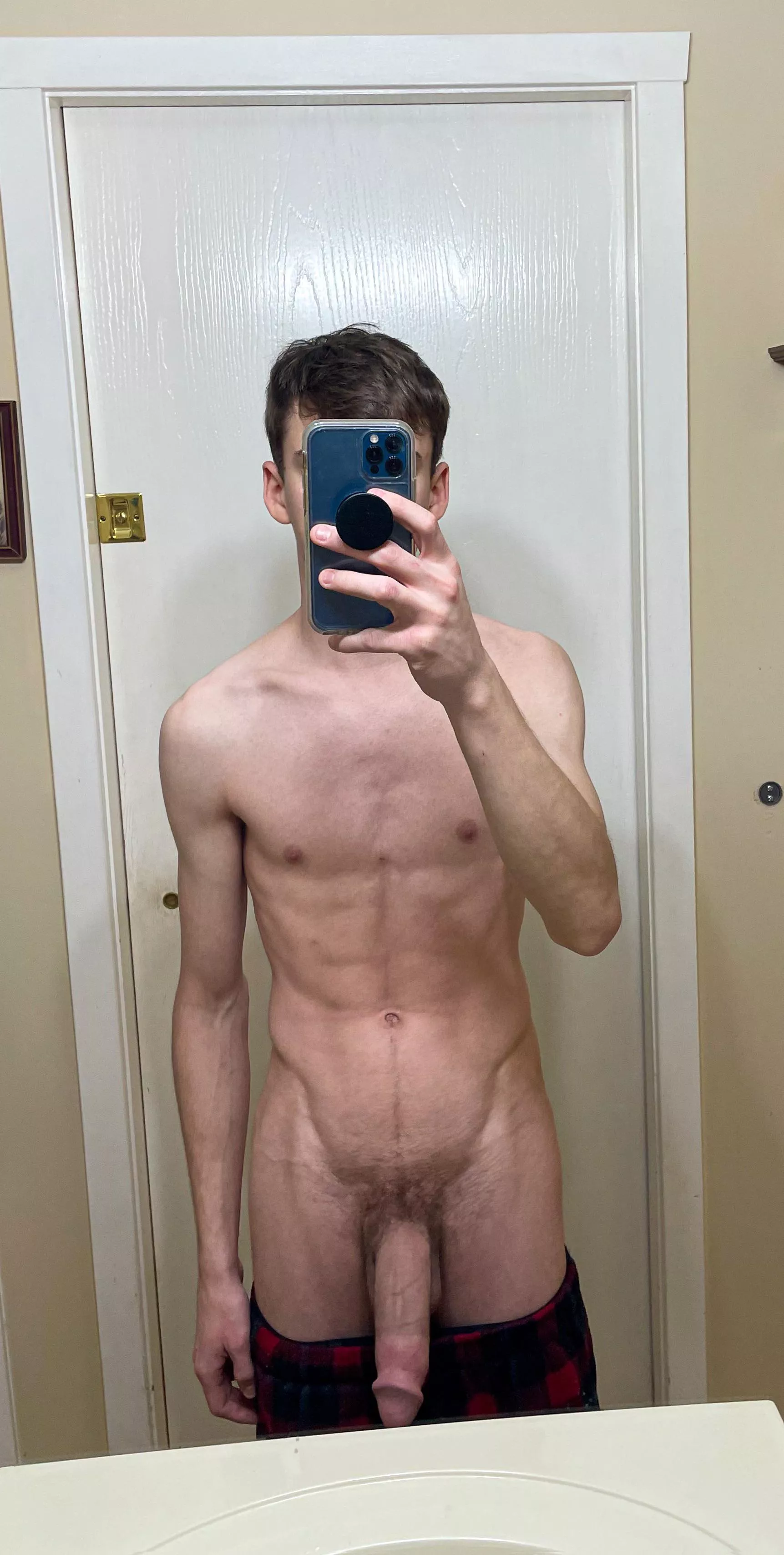 ^ if you would get on your knees for me 🤫 (18) ^ if you would get on your knees for me 🤫 (18)