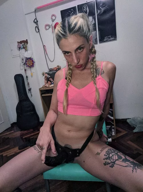 If your baby shrimp is under the 5 inches , i will train your slutty ass till you learn what big things feels inside of your body [domme]
