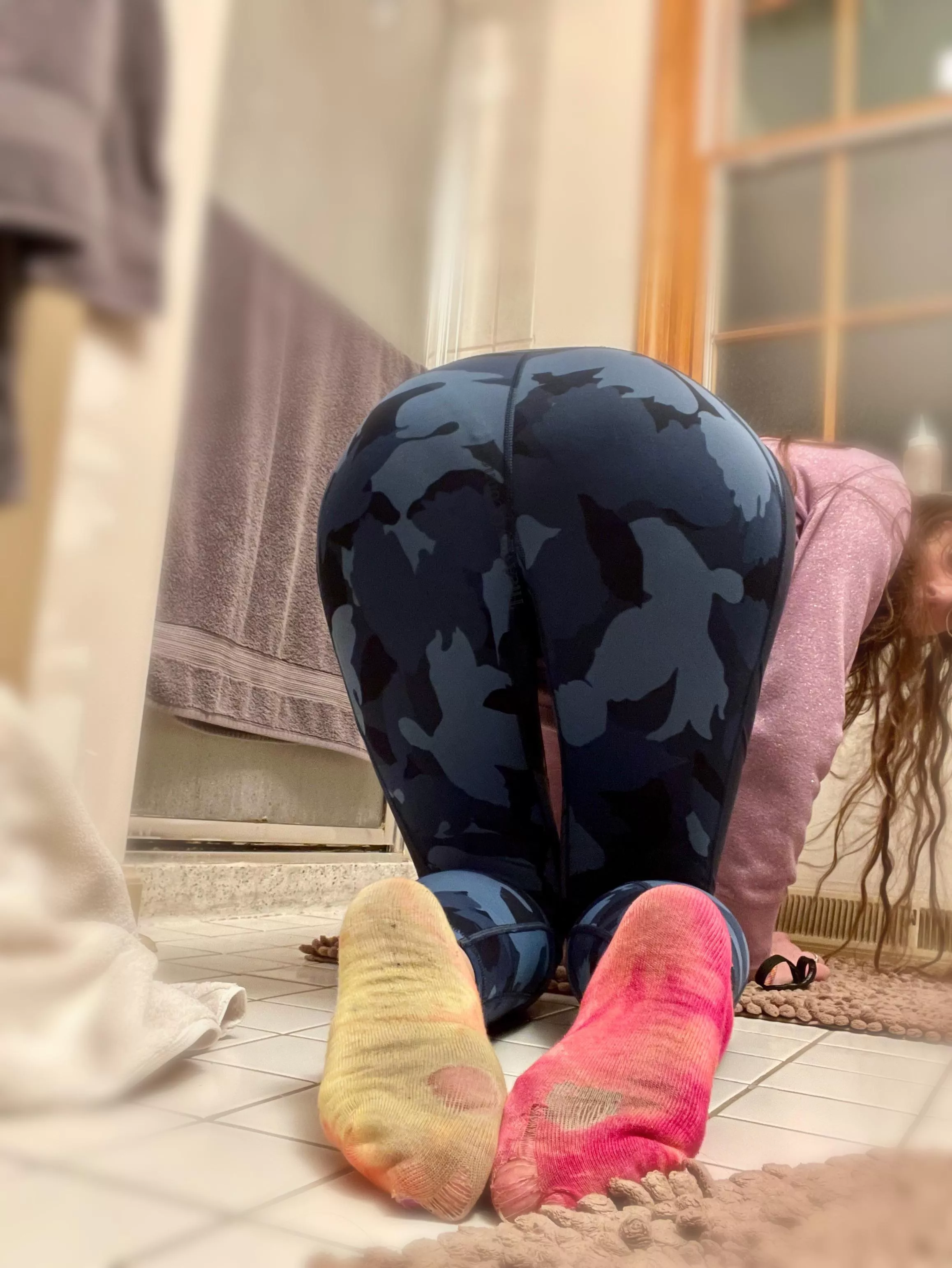 If your socks both have holes, then clap your hands If your socks both have holes, then clap your hands
