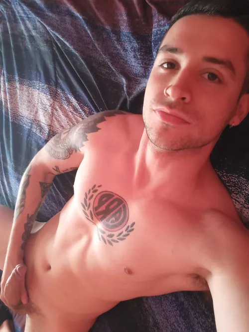 If you're cold you can come to bed with me ๐ I'll make that ass burn ๐ฅ If you're cold you can come to bed with me ๐ I'll make that ass burn ๐ฅ