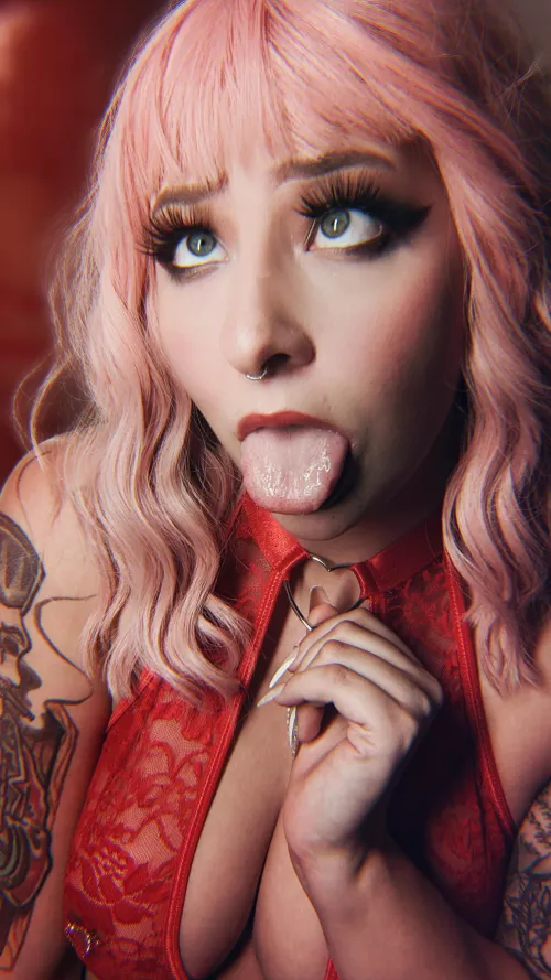 If you're lonely, come be lonely with me ๐ If you're lonely, come be lonely with me ๐