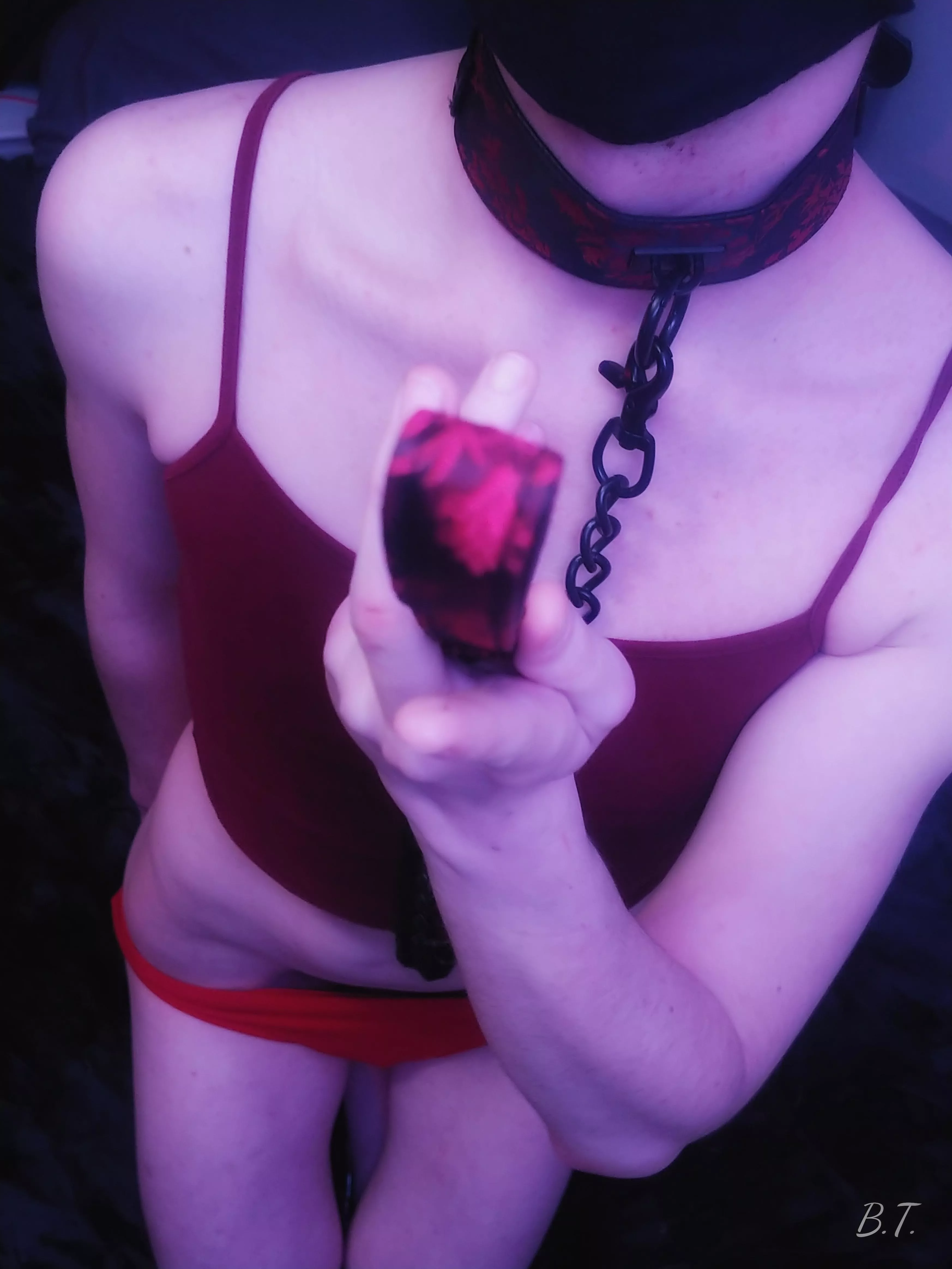 I'll let you take the lead if you think you can handle it😘