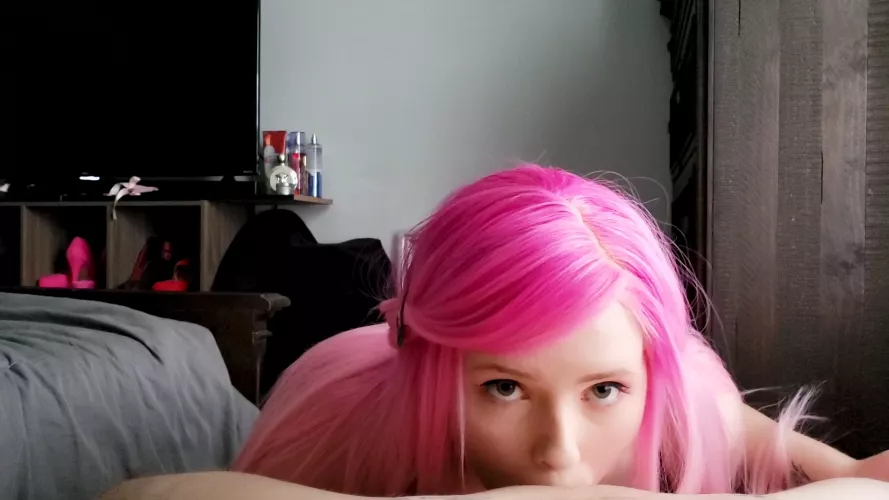 I'll make it disappear like the good girl I am 😇