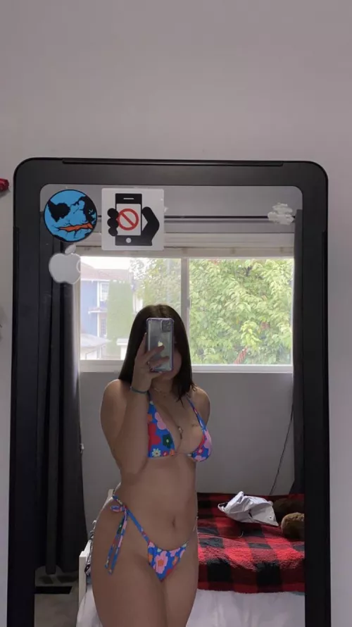 i’ll make you cum faster than you can blink😉 cum join me on my onlyfans where i post pics that will make ur cock throb🤤 frequent uploads, custom pics and vids for a great priceâ¤ï¸ subscribe for only 3$!!! 40% OFF!!! hope to see you there😉ðŸ