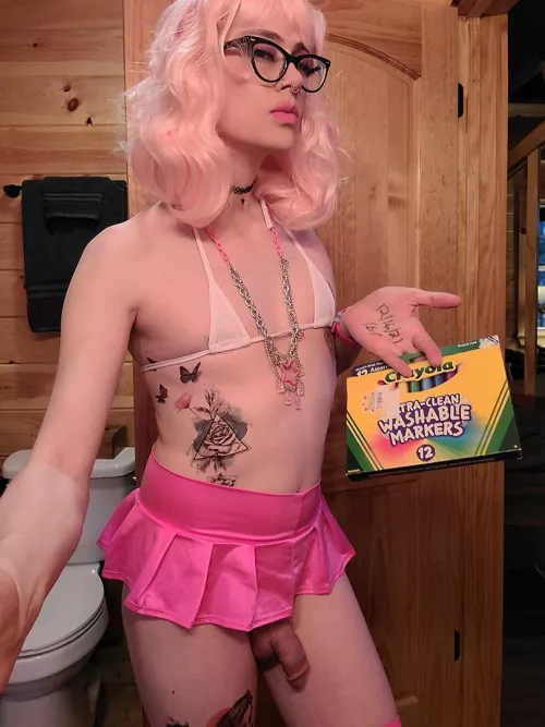 I'll write whatever you tell me to on my body, i need to be severely degraded