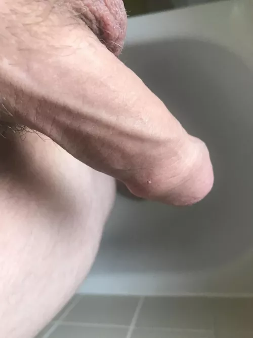 Iโm 22 and ask for my Snapchat plz ๐๐