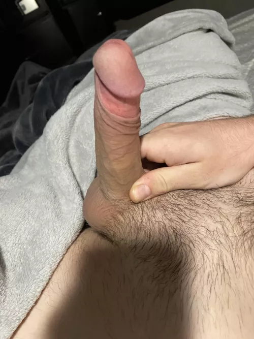 i'm 30 and its the morning! looks like ill have to rub one out. wanna help? i'm 30 and its the morning! looks like ill have to rub one out. wanna help?