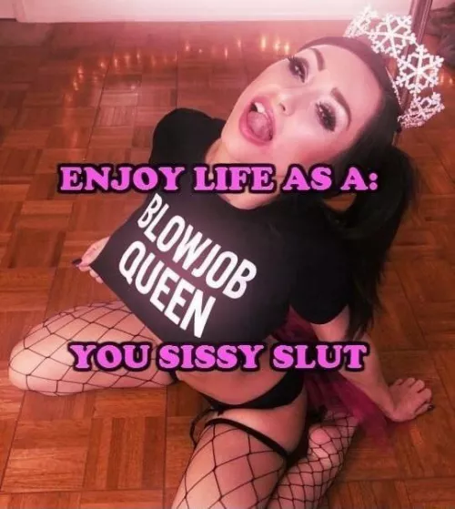 I’m a blowjob queen! 👑