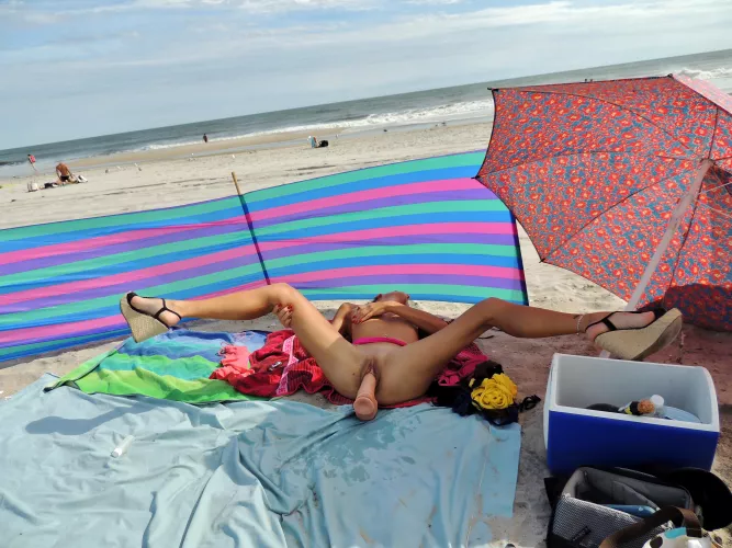 I'm a complete SLUT at the public beachβ±ππ¦