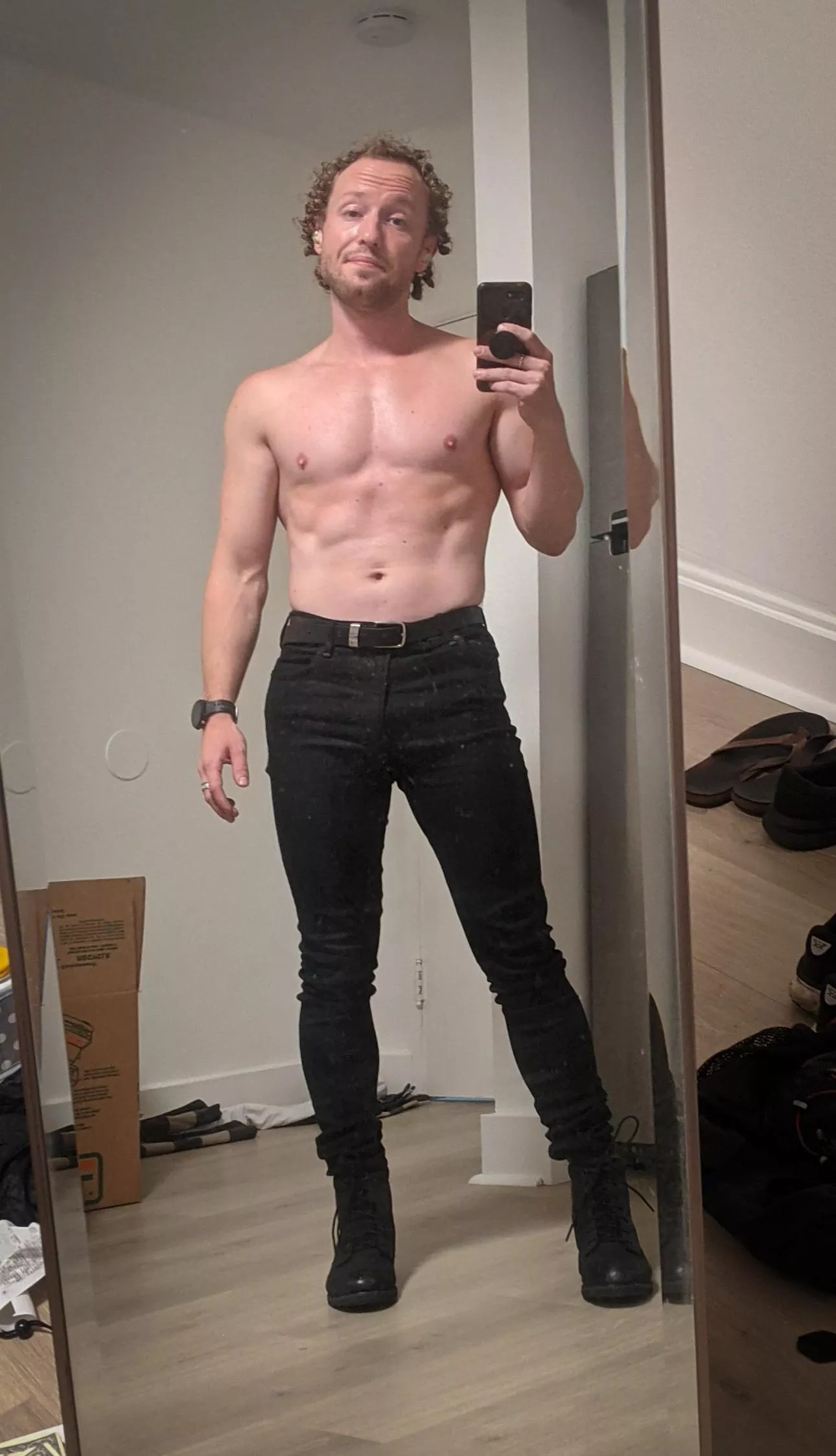 I'm a fan of this outfit π I'm a fan of this outfit π