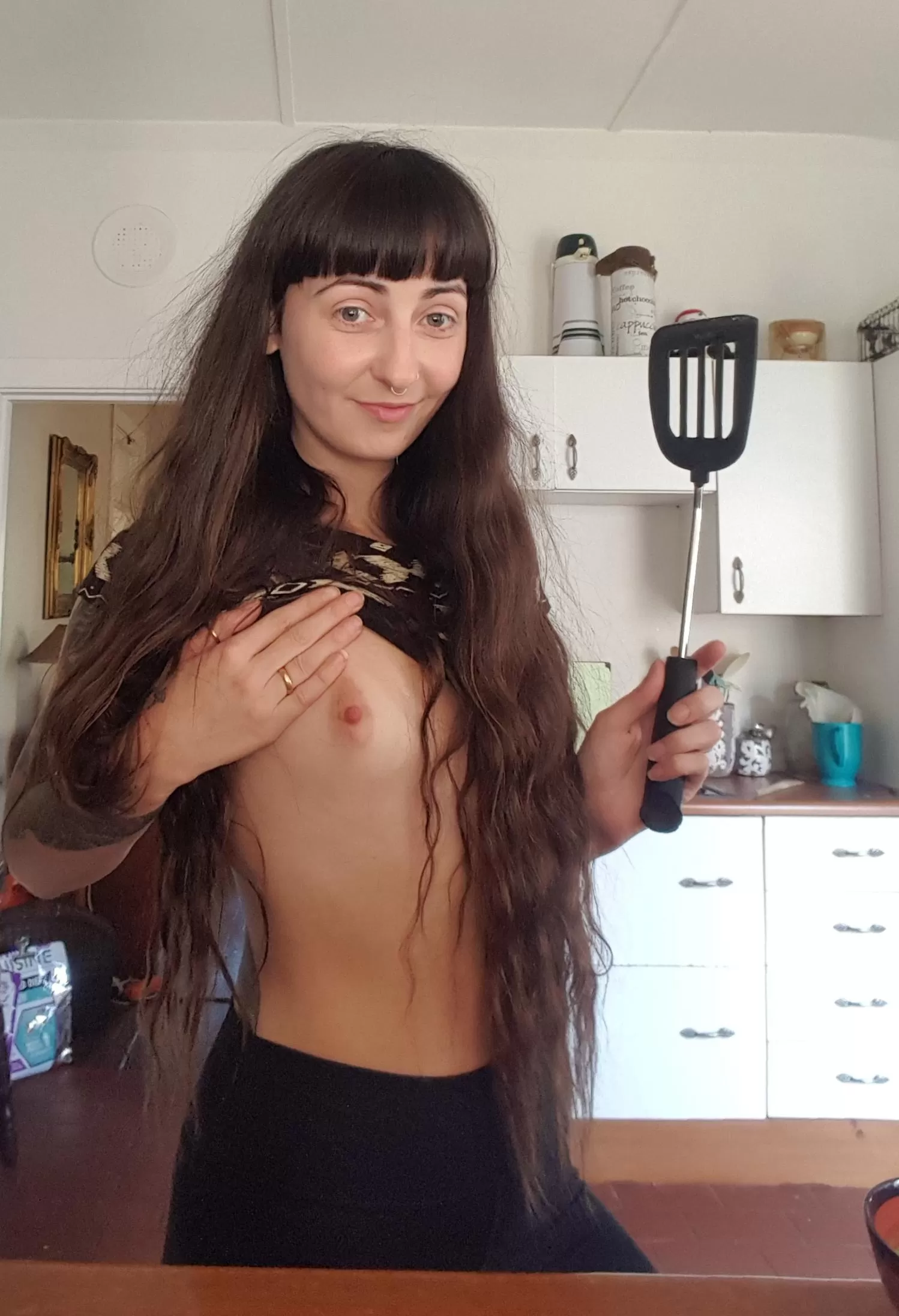 I'm a good girl but I still want to be spanked I'm a good girl but I still want to be spanked