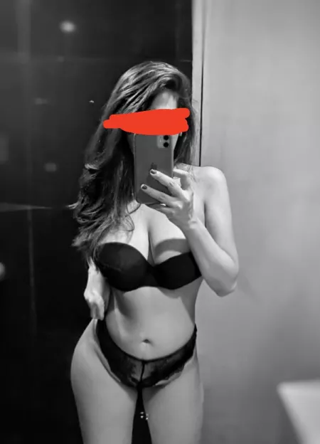 I’m a lady on the streets but a [f]reak in the sheets