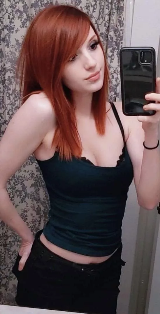 I’m a slut and I’m looking for bulls to talk to and tell me what they’ll do to me while my boyfriend is away. PM ME