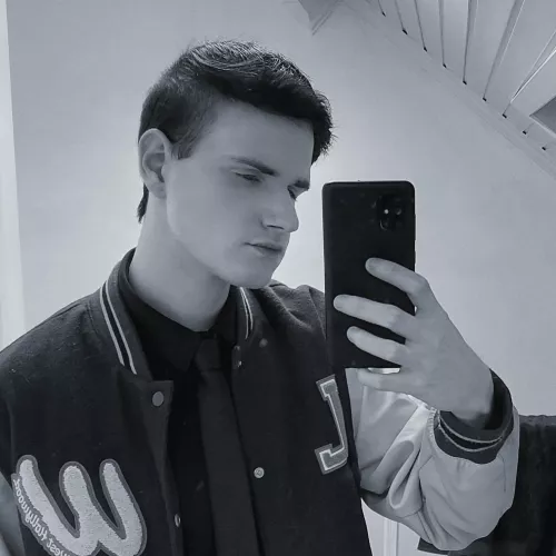 I'm a slut for british boys😌 I'm a slut for british boys😌