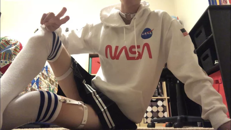 I’m a spaaace femboy… 🎶 I’m a spaaace femboy… 🎶