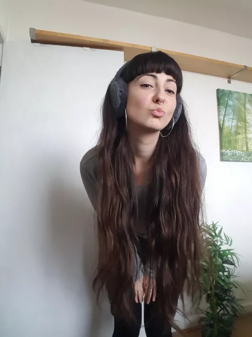 I'm a sucker for a good kisser 😍 [f]