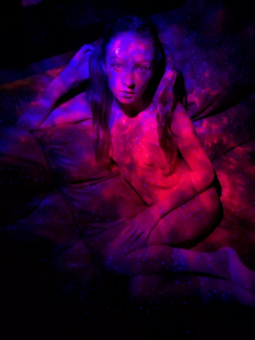 I'm a tiny canvas 💫