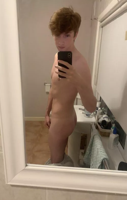 Iβm a tired boy π΄ wanna slide something in to wake me up? π