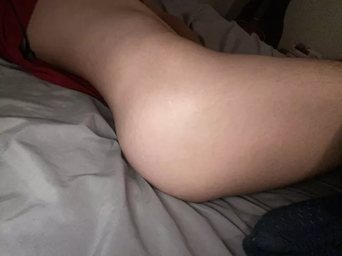 I’m a top but if you’re small enough🤷♂️😝