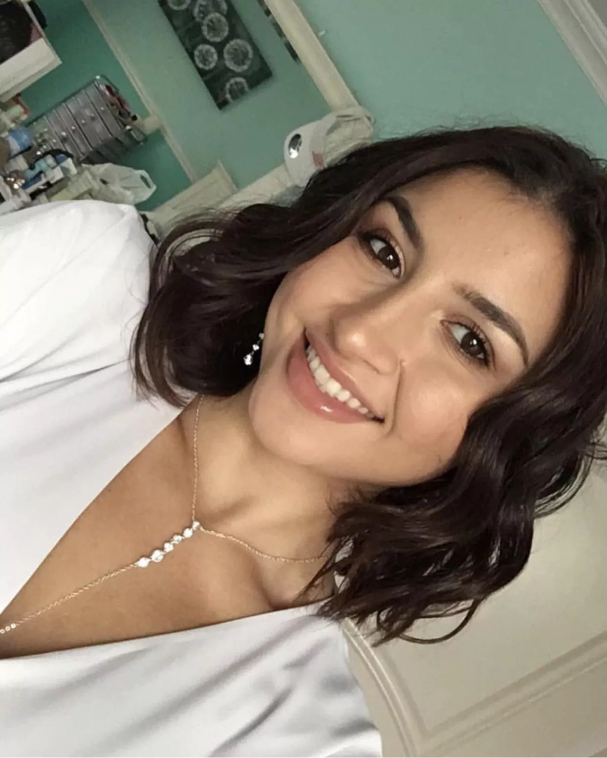 im addicted to feeding tributers my girlfriend and worshipping and stroking to what they send back. am i bad bf? kik: throwawayjobuds im addicted to feeding tributers my girlfriend and worshipping and stroking to what they send back. am i bad bf? kik: throwawayjobuds