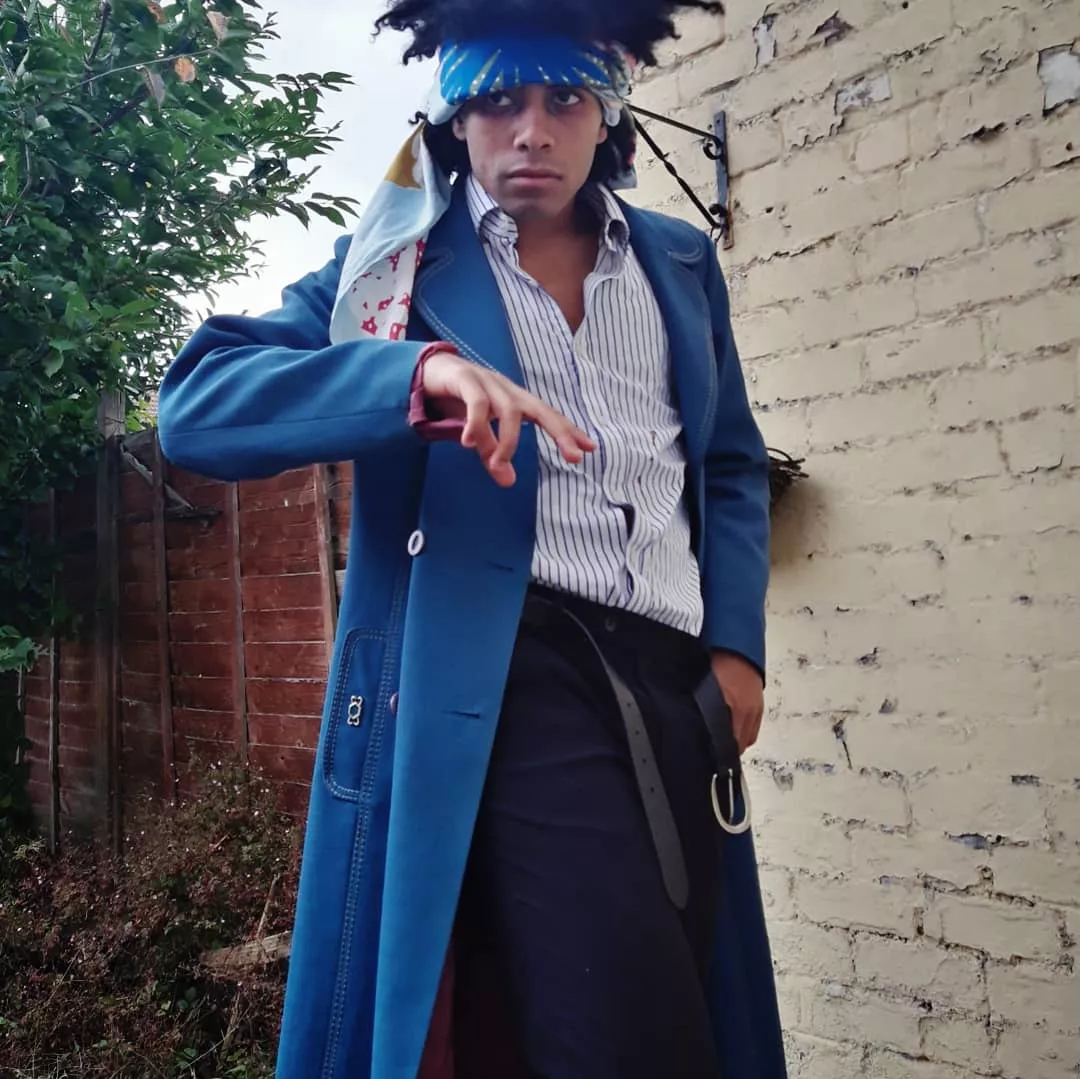 I'm back and wearing clothes again. I'm back and wearing clothes again.