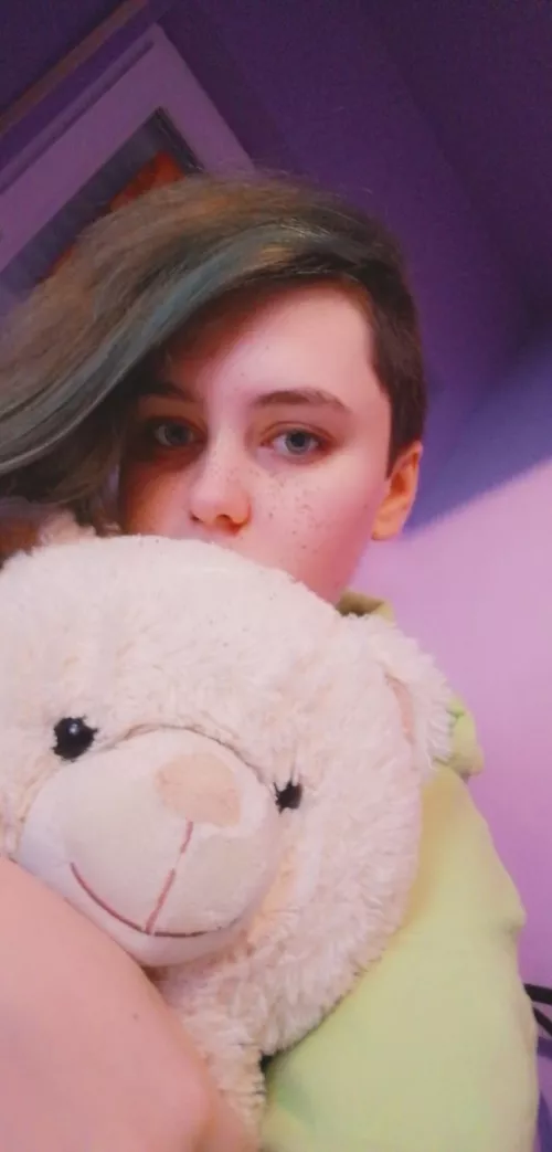 I'm back from the dead! Had a lot of stress with discharging from the clinic, but I'm back now! - Would've loved to look cute for this, but I'm at my father's house, so the only thing I can do is wear an oversized hoodie and pout :< I'm back from the dead! Had a lot of stress with discharging from the clinic, but I'm back now! - Would've loved to look cute for this, but I'm at my father's house, so the only thing I can do is wear an oversized hoodie and pout :<