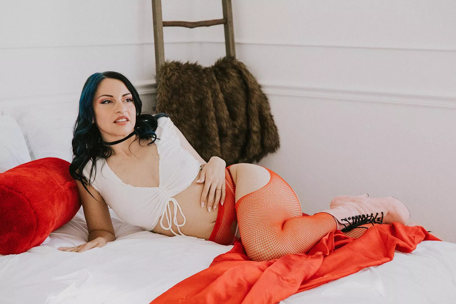 I’m barely 14 weeks here. Follow my journey!