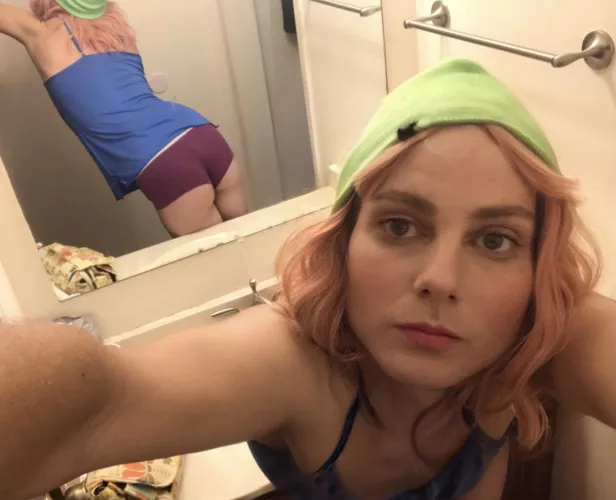 Iβm bent over, will someone pleeease fuck me now? π