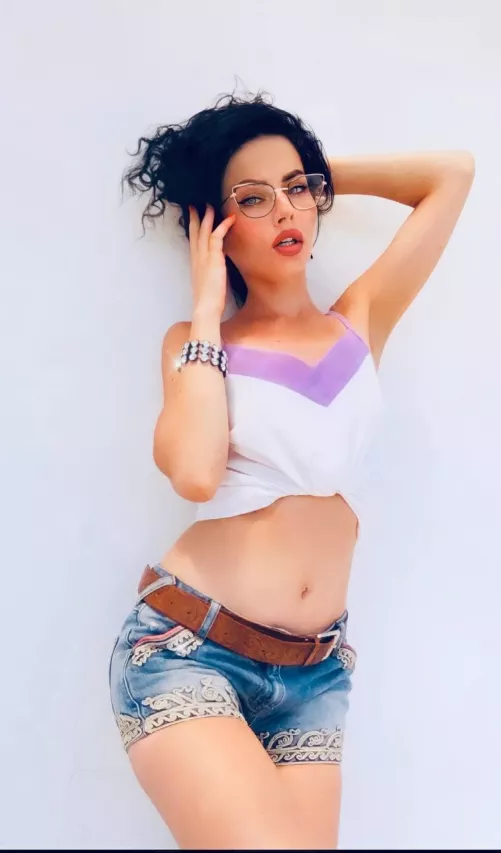 I’m crazy in sex as well as crazy in living I’m crazy in sex as well as crazy in living