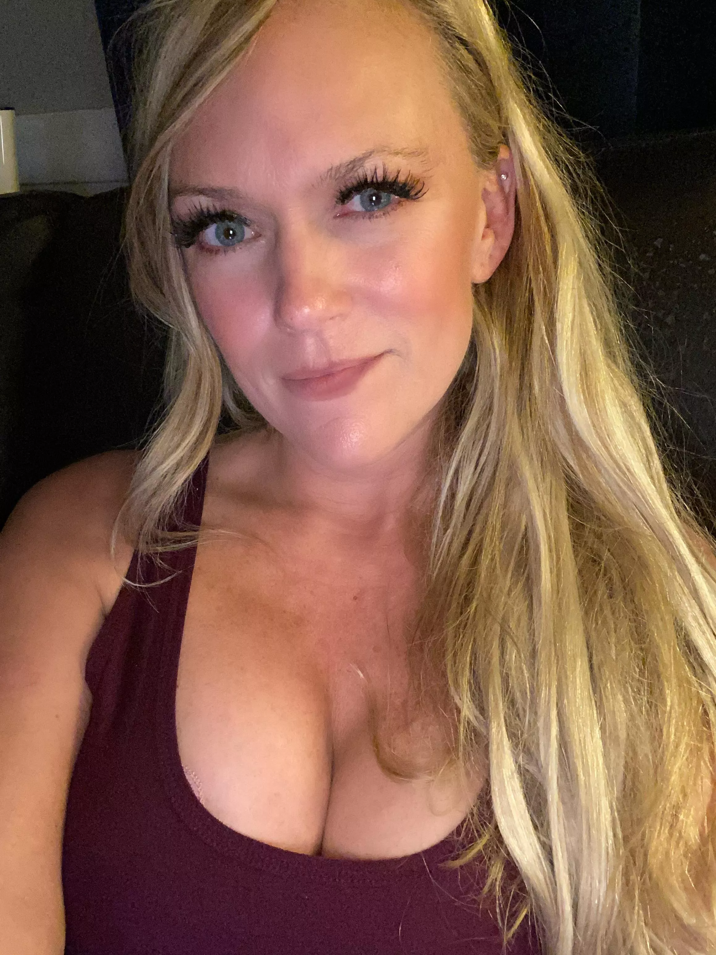 I’m curious, do you still think I’m fuckable even though this isn’t a nude? No? You need the titties, huh? Ya perv! (f) (50) (mother of 4) I’m curious, do you still think I’m fuckable even though this isn’t a nude? No? You need the titties, huh? Ya perv! (f) (50) (mother of 4)