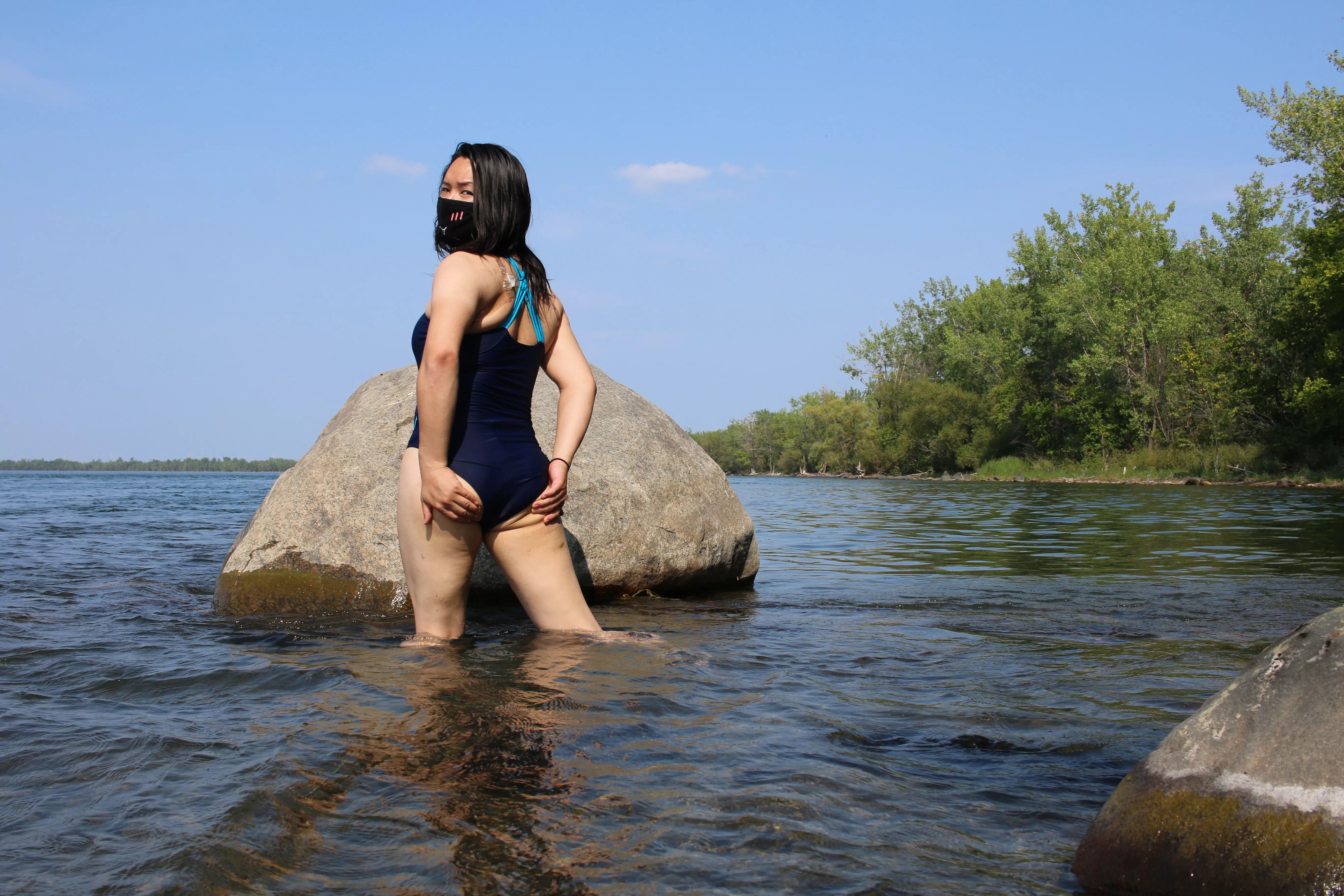 I'm getting wet I'm getting wet