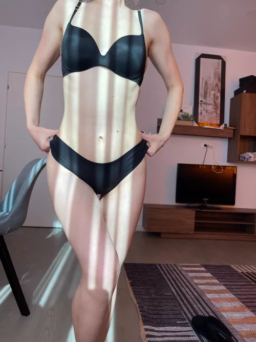 Iโm going to trace sexy messages on your skin with my tongue, and you have to guess what they say.