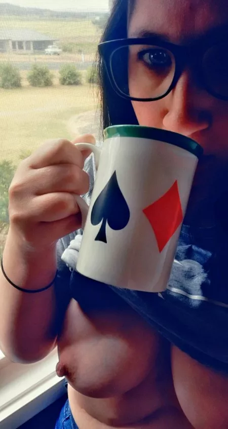 I'm gonna miss waking up to this! Give me something better to wake up to 😈😜