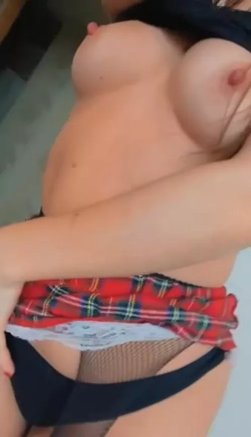 I'm good at licking who wants to be lick??