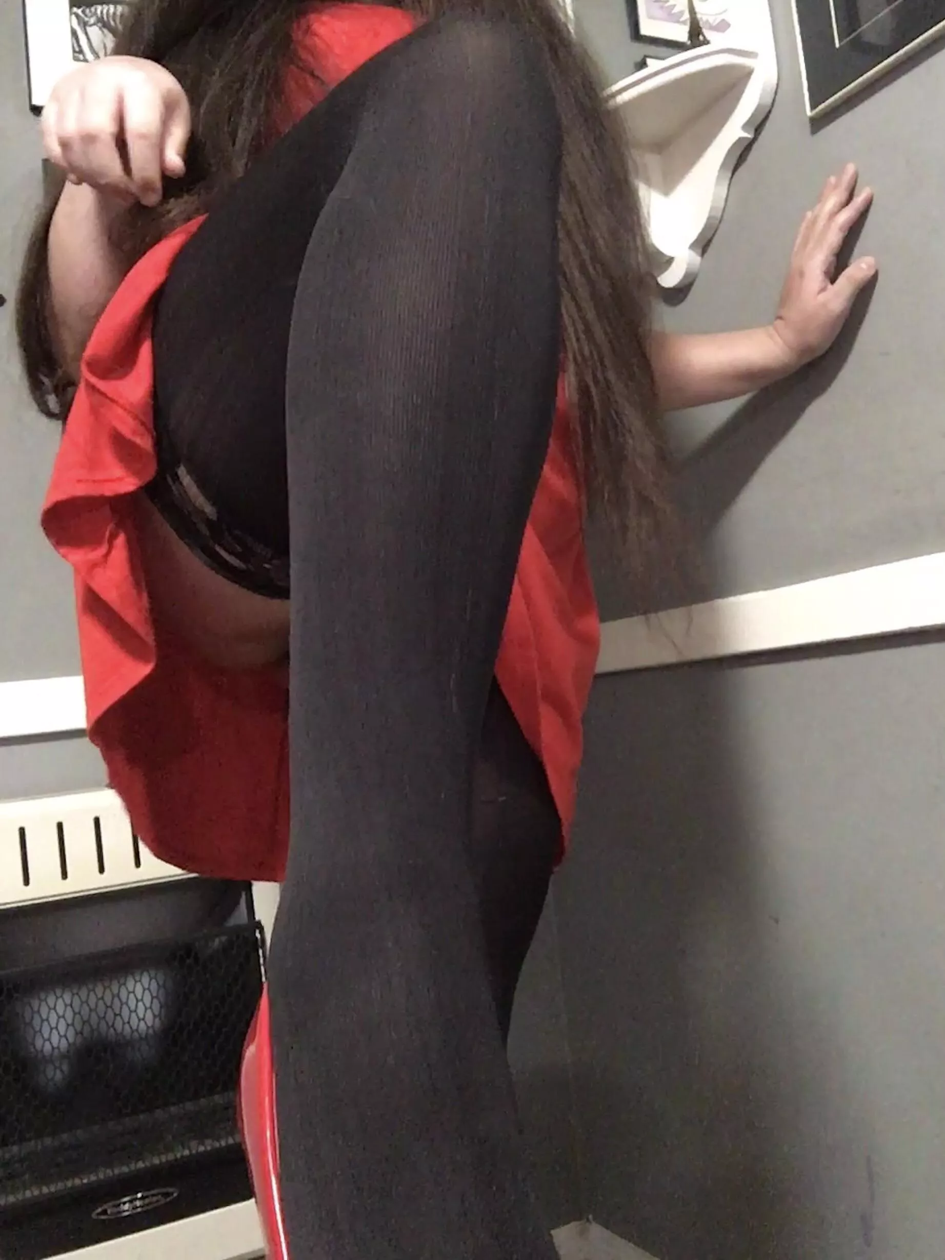 I’m here to step on you 😈 I’m here to step on you 😈