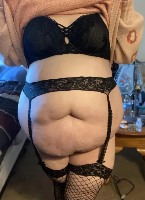 Iβm hiding this under my innocent sweater~