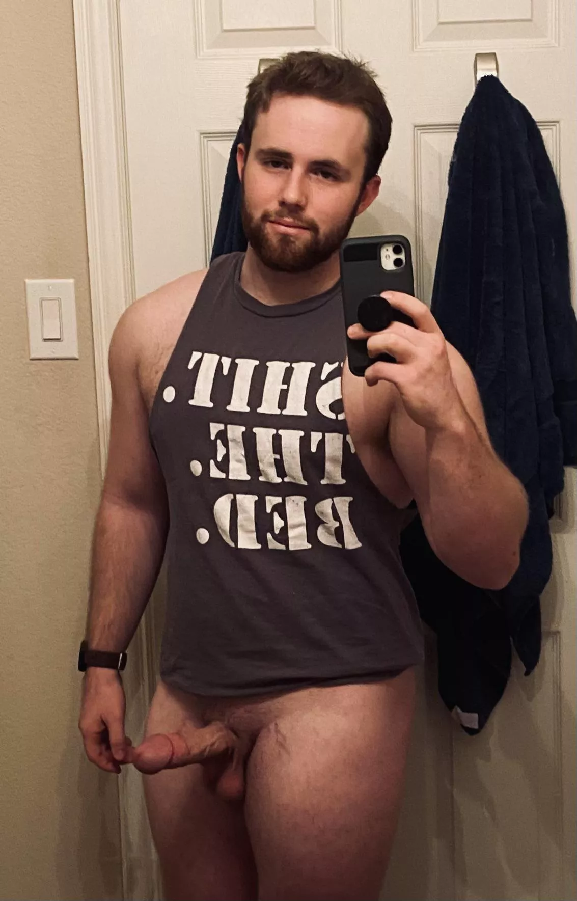 I’m horny. Plz help (also don’t shit the bed)