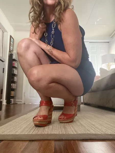 Iβm in a blue kinda mood 54yo (f)