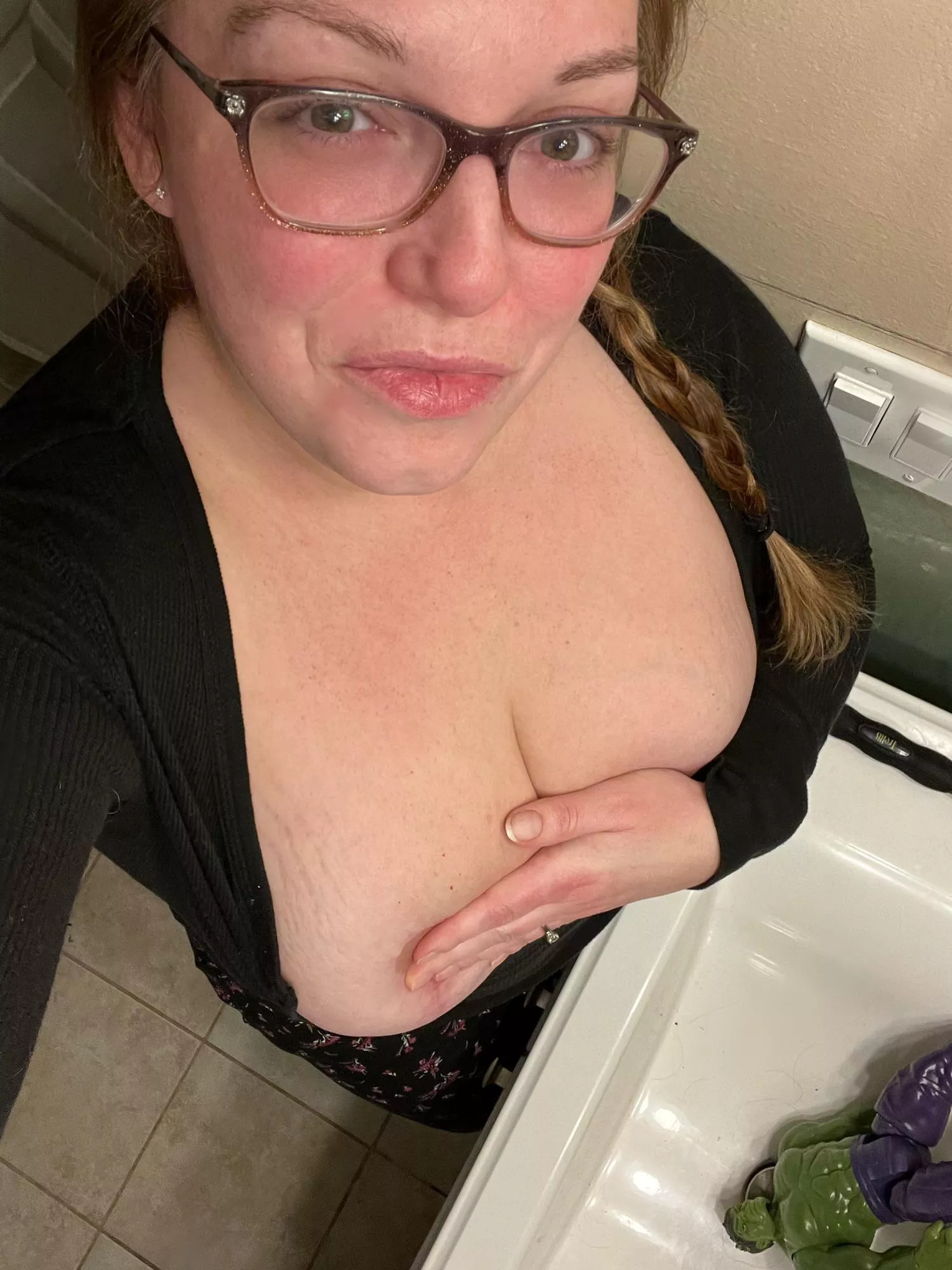 I’m in an interesting mood. 😘