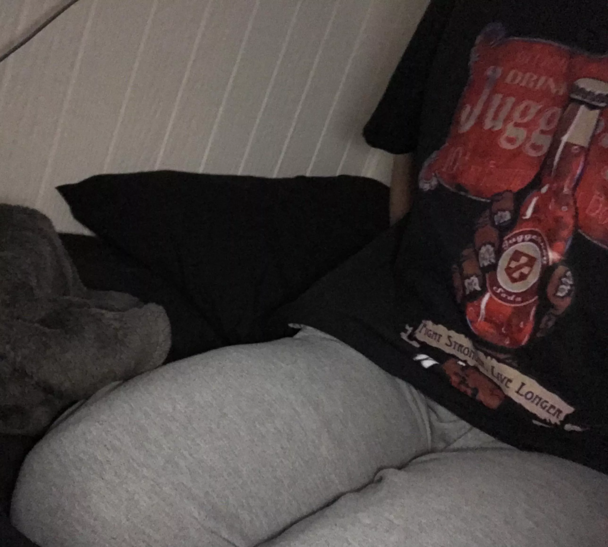 I’m in bed with no one to cuddle 😔